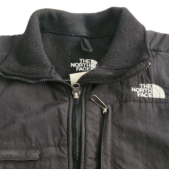 THE North Face Polartec Black Zip-Up Outdoor Jacket - Picture 2 of 10